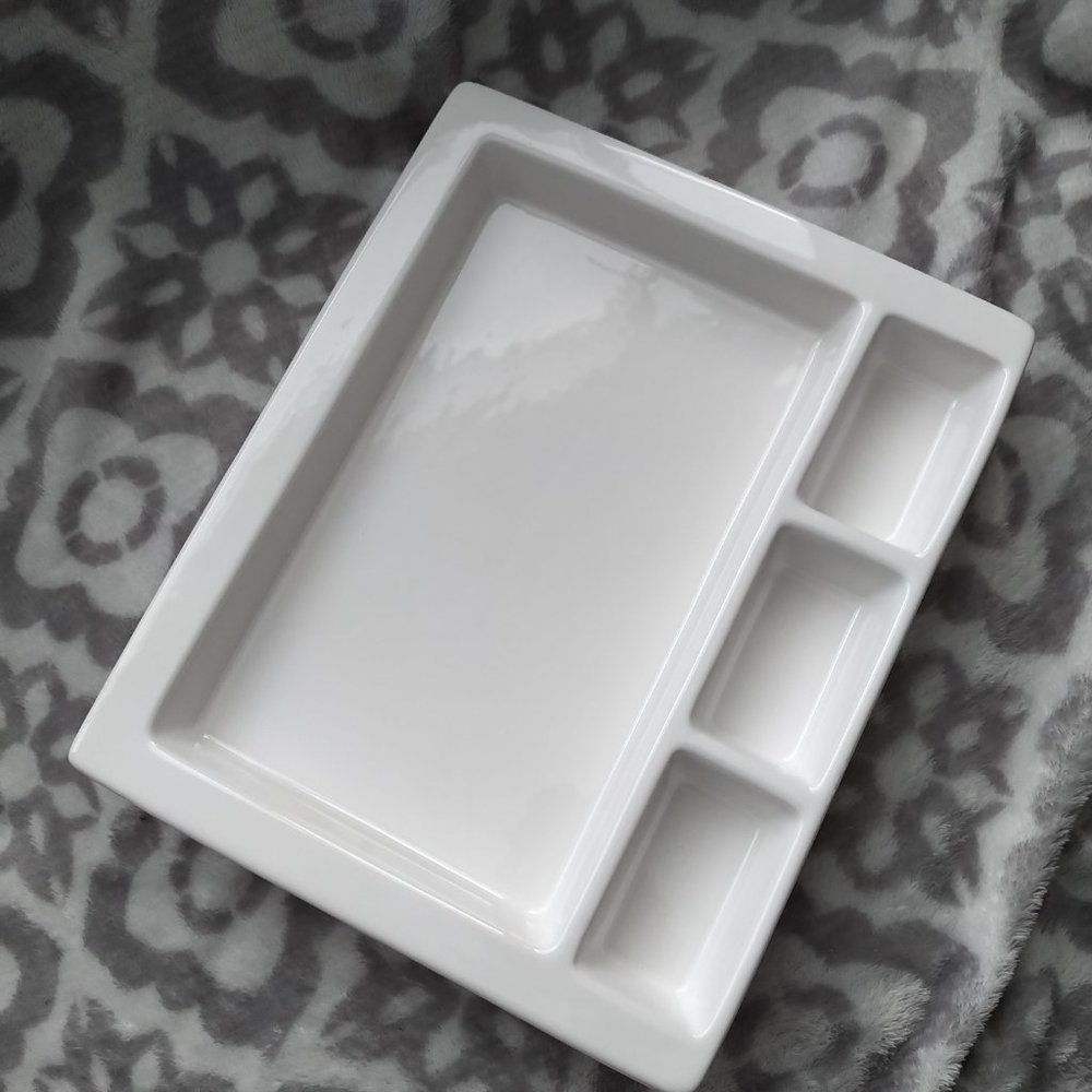 NWT Avon dip plate serving dish white appetizer party tray